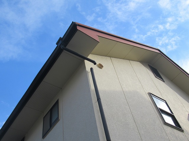 笛吹市　雪害雨樋破損